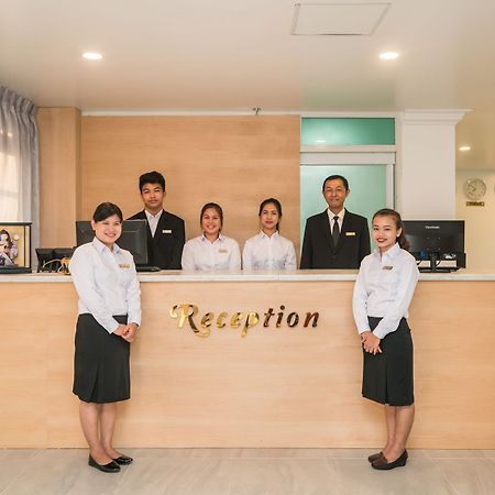 Sakura Hotel Yangon Exterior photo