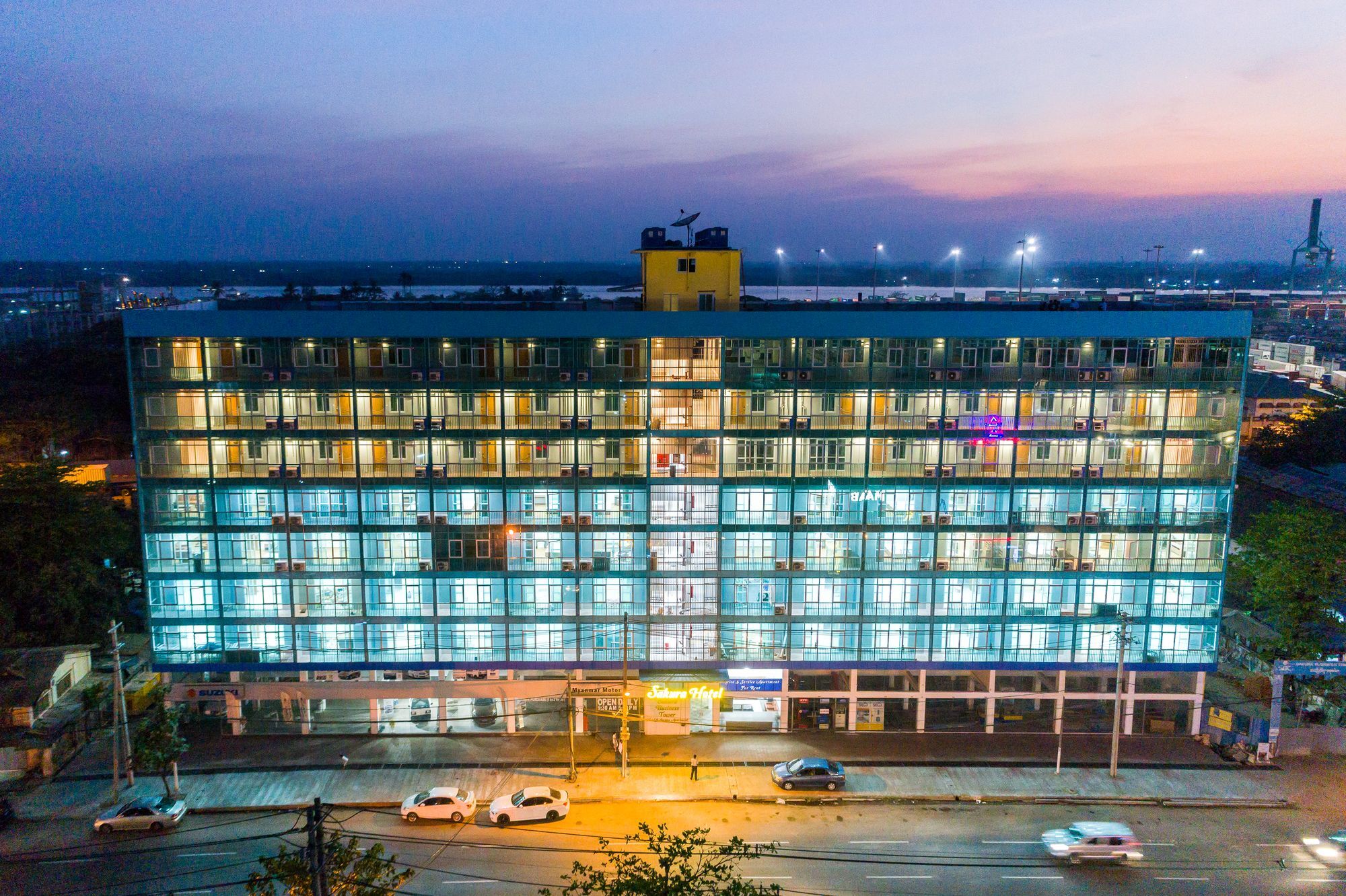 Sakura Hotel Yangon Exterior photo